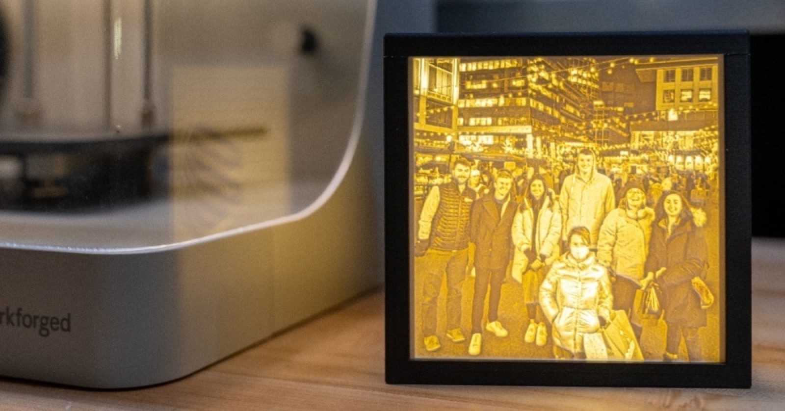 3D Print This Holiday Gift Lithophane Light Box